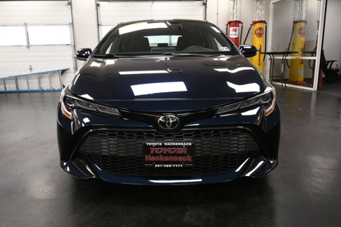 Used 2022 Toyota Corolla SE image 2