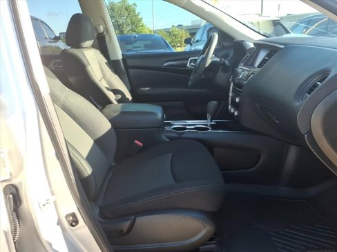 Used 2020 Nissan Pathfinder S image 17