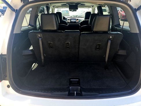Used 2017 Honda Pilot Touring image 17