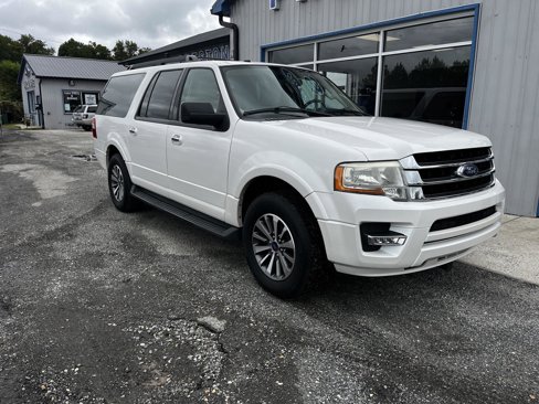 Used 2016 Ford Expedition EL XLT w/ Equipment Group 202A image 6