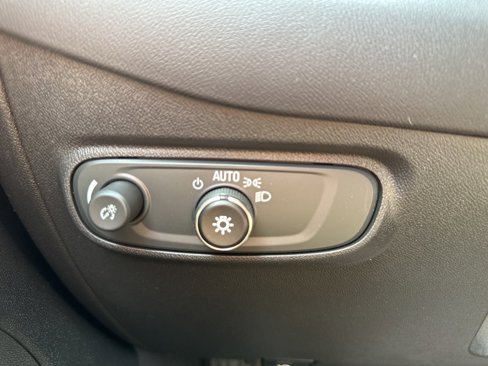 Certified 2024 Chevrolet Equinox LT image 19