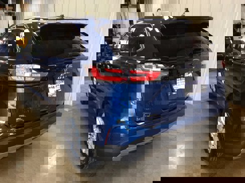 Used 2024 Ford Edge SEL w/ Convenience Package image 3