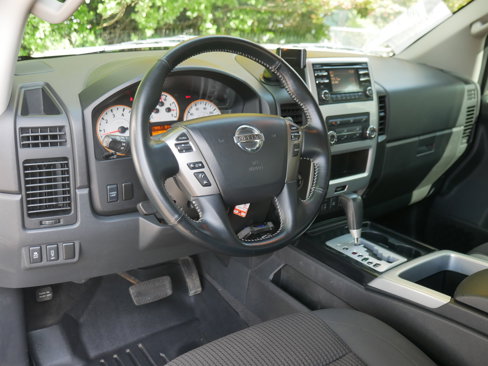 Used 2013 Nissan Titan PRO-4X image 4