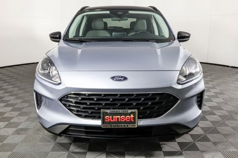 New 2022 Ford Escape SE w/ SE Sport Appearance Package image 8