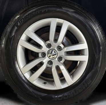 Used 2017 Volkswagen Tiguan S image 26
