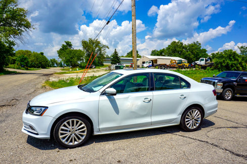 Used 2016 Volkswagen Jetta SEL w/ Lighting Package image 11