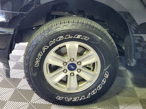 Certified 2018 Ford F150 XL w/ Equipment Group 101A Mid image 9