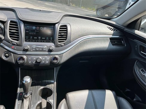 Used 2020 Chevrolet Impala LT w/ LT Convenience Package image 11