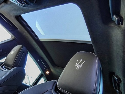 New 2023 Maserati Levante Modena image 15