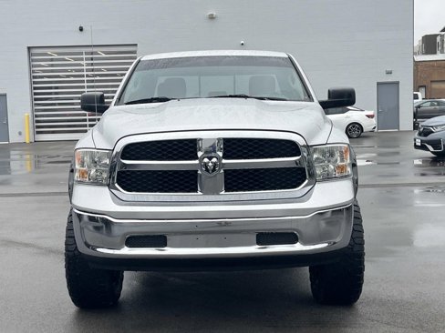 Used 2016 RAM 1500 Classic SLT image 2