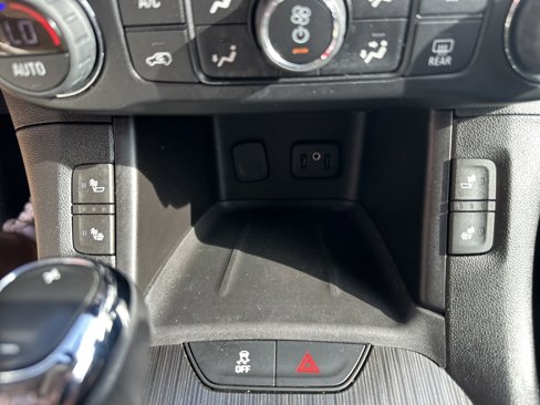 Used 2019 GMC Acadia SLT image 18