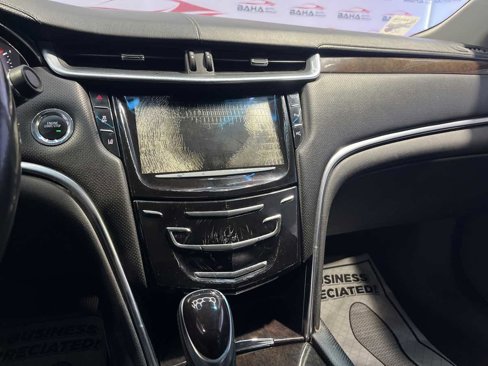 Used 2014 Cadillac XTS Premium image 11