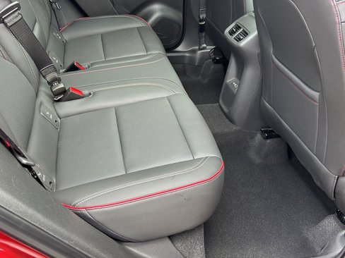Certified 2023 Buick Envision Essence w/ Sport Touring Package image 21