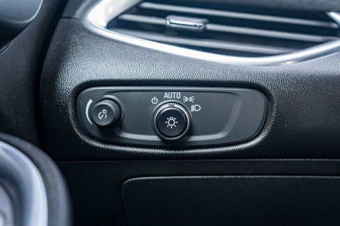 Used 2021 Chevrolet Malibu LT image 19