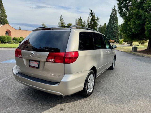 Used 2005 Toyota Sienna LE image 6