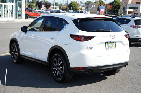 Used 2018 MAZDA CX-5 Touring w/ Preferred Equipment Package image 6