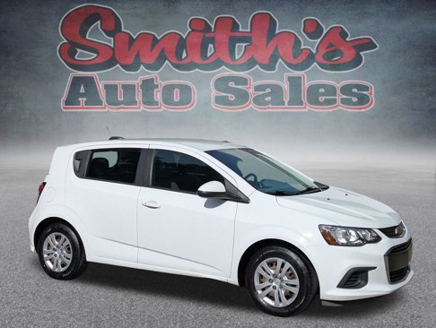 Used 2020 Chevrolet Sonic LT image 1