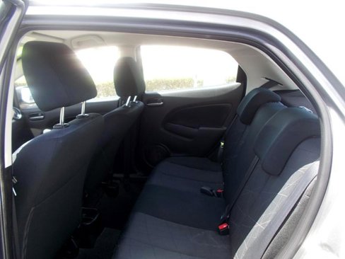 Used 2014 MAZDA MAZDA2 Sport image 25