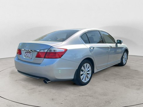 Used 2015 Honda Accord EX image 6