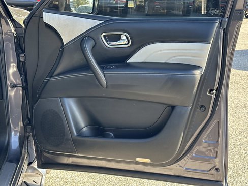 Used 2019 INFINITI QX80 Limited w/ All-Season Package image 13