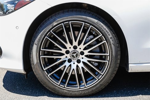 Used 2024 Mercedes-Benz C 300 Sedan image 9