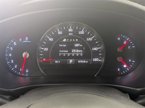 Used 2017 Kia Sorento SX image 16