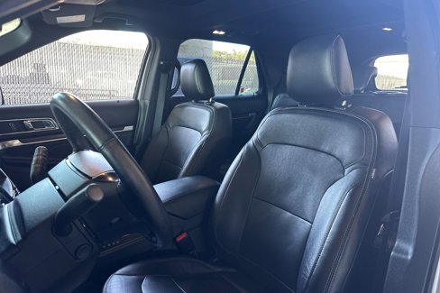 Used 2019 Ford Explorer Limited w/ Class III Trailer Tow Package image 22