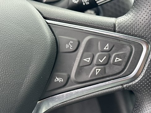 Used 2024 Chevrolet Malibu LT image 25