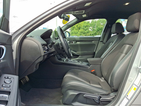Used 2024 Honda Civic Sport image 13