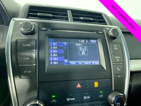 Used 2017 Toyota Camry SE image 7