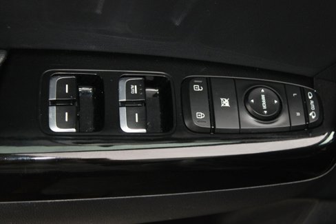 Used 2020 Kia Sportage EX image 13