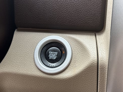 Used 2018 RAM 1500 Laramie w/ Convenience Group image 38