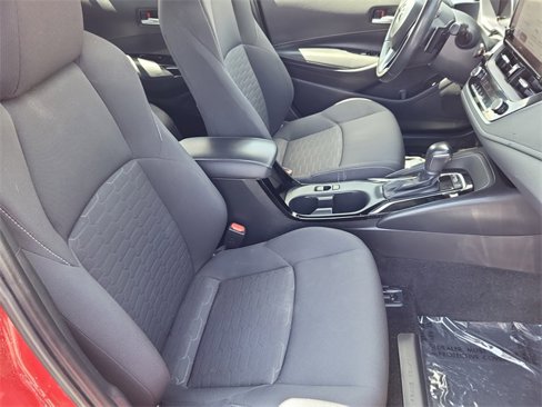 Used 2023 Toyota Corolla SE image 10