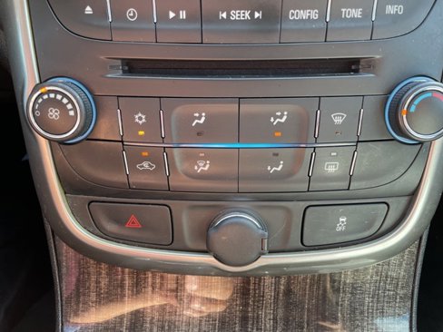 Used 2014 Chevrolet Malibu LT image 23