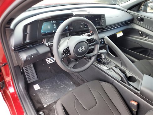New 2025 Hyundai Elantra Sport image 14