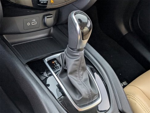 Used 2022 Nissan Rogue Sport SV image 21