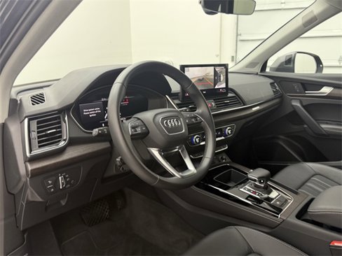 Used 2023 Audi Q5 2.0T Premium Plus image 16