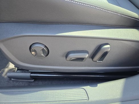 New 2025 Volkswagen Jetta SE image 26