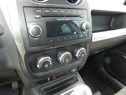 Used 2014 Jeep Compass Sport image 15