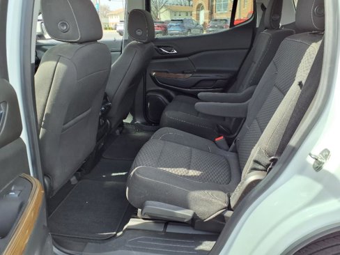 Used 2019 GMC Acadia SLE image 25