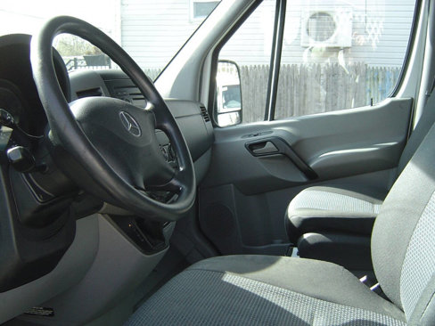 Used 2012 Mercedes-Benz Sprinter 2500 image 7