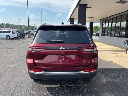 Used 2023 Jeep Grand Cherokee 4WD 4xe image 9