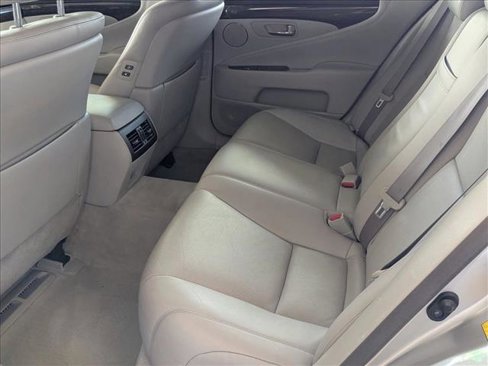 Used 2008 Lexus LS 460 image 19