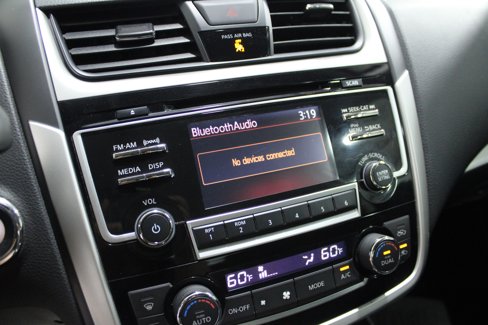Used 2018 Nissan Altima 2.5 SV image 9