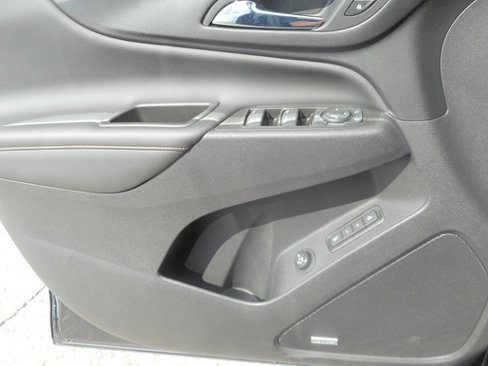 Used 2021 Chevrolet Equinox Premier image 11