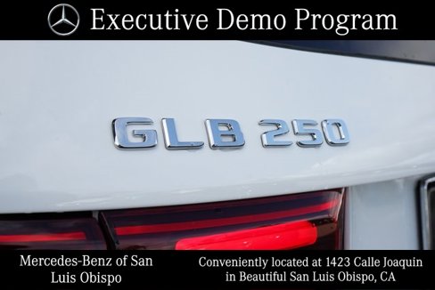 Used 2025 Mercedes-Benz GLB 250 image 10