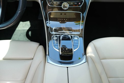 Used 2015 Mercedes-Benz C 300 Sedan image 28