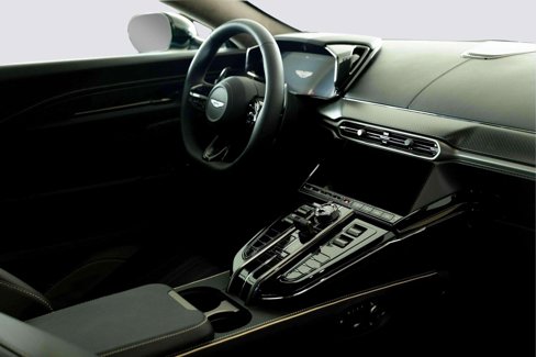 New 2025 Aston Martin V8 Vantage Coupe image 26