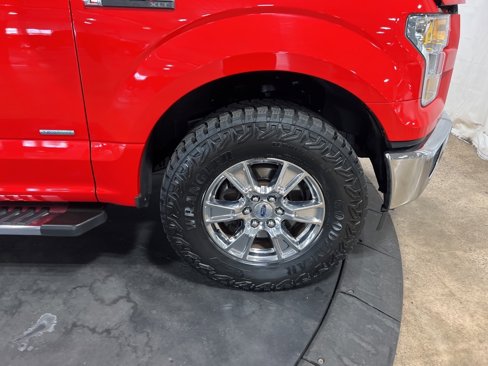 Used 2017 Ford F150 XLT w/ Equipment Group 302A Luxury image 32