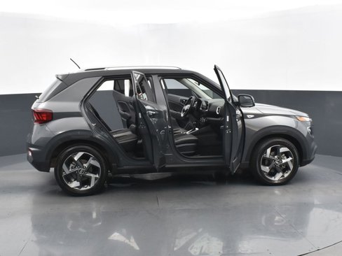 Certified 2024 Hyundai Venue Limited image 28